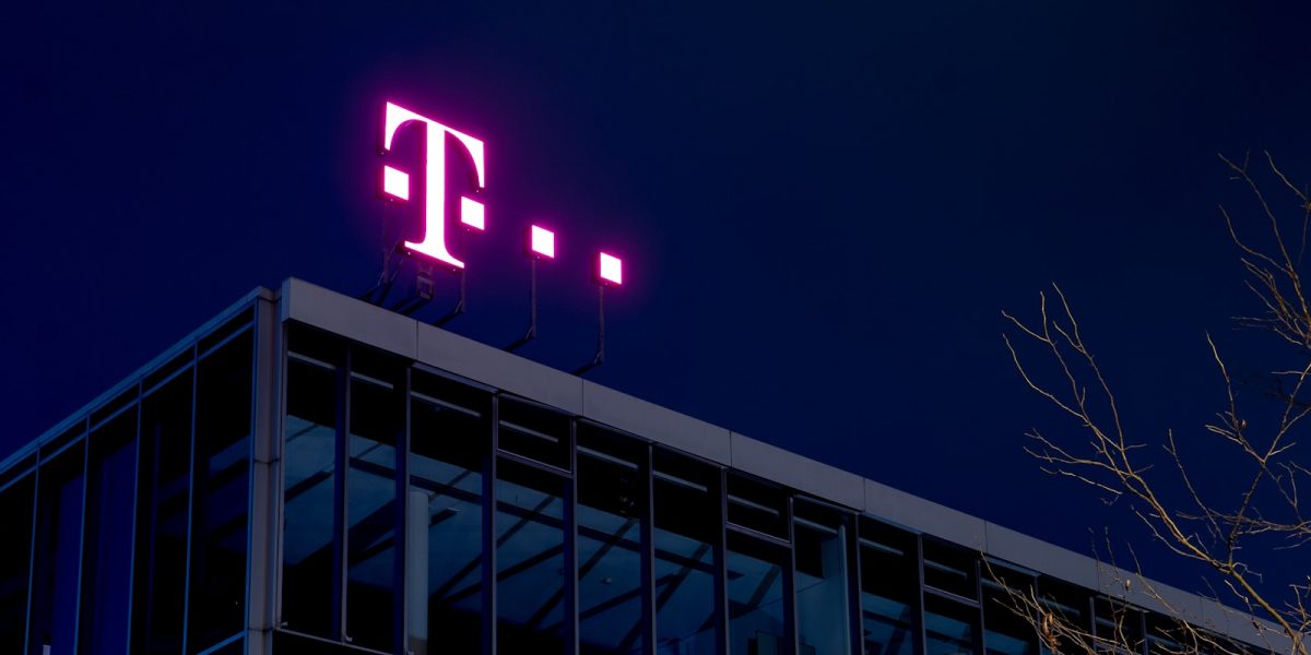 lighted signage of T-mobile