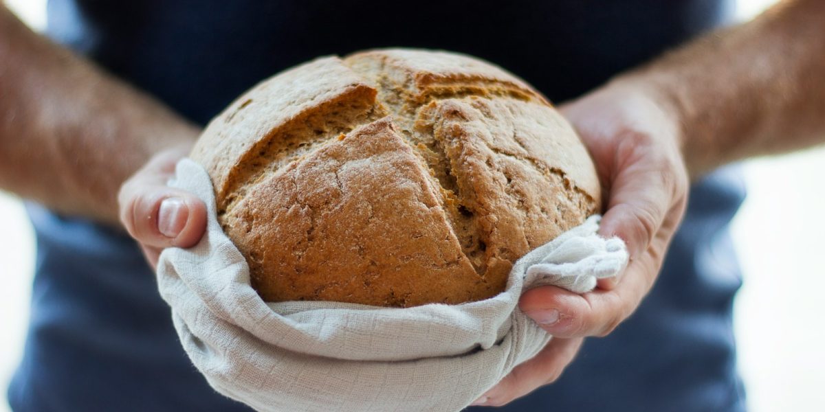 otthoni kenyérsütés, új kenyér ünnepe, Nébih tippek, élelmiszerbiztonság, kenyér tárolása